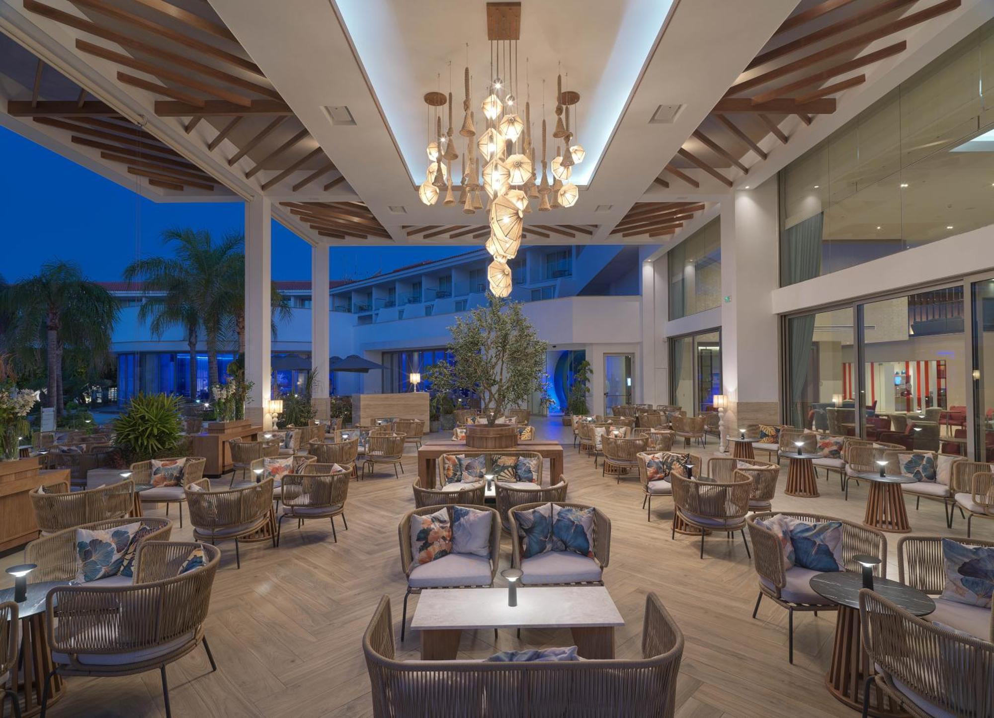 Olympic Lagoon Resort Paphos Exterior photo
